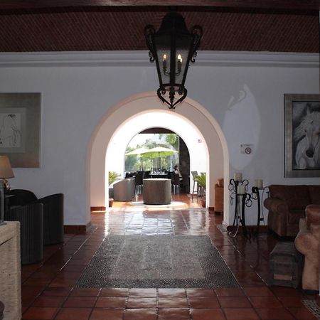 Hotel Villa Mexicana Golf & Equestrian Resort El Pueblito  Екстер'єр фото