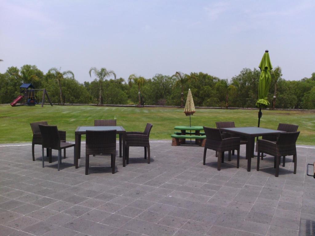 Hotel Villa Mexicana Golf & Equestrian Resort El Pueblito  Екстер'єр фото