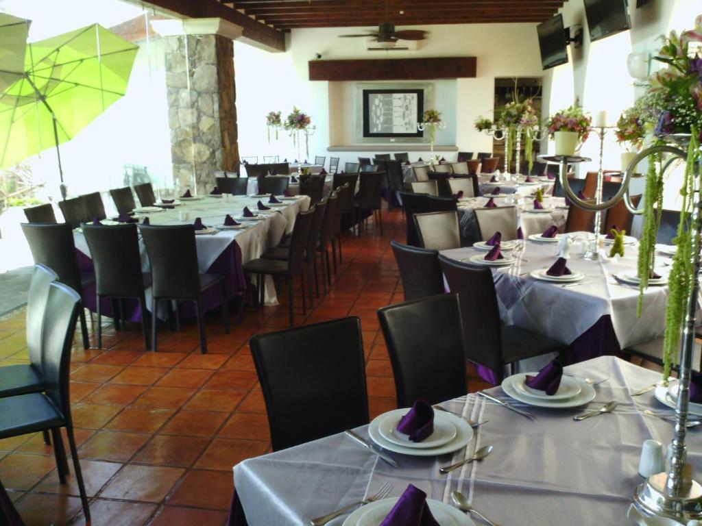 Hotel Villa Mexicana Golf & Equestrian Resort El Pueblito  Екстер'єр фото