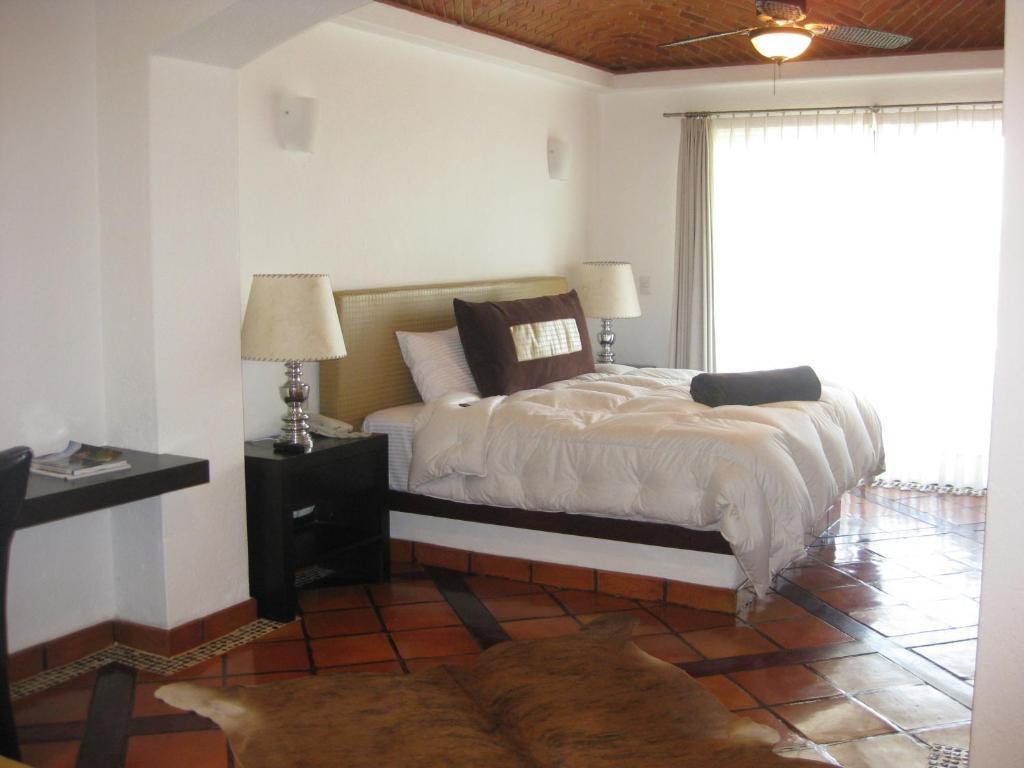 Hotel Villa Mexicana Golf & Equestrian Resort El Pueblito  Номер фото